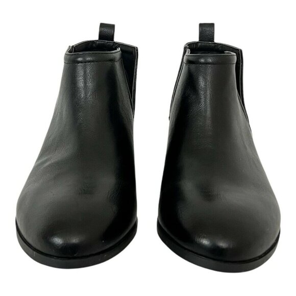 Torrid Womens Size 6.5 Wide Black Faux Leather V-Cut Ankle Boot - Picture 2 of 7